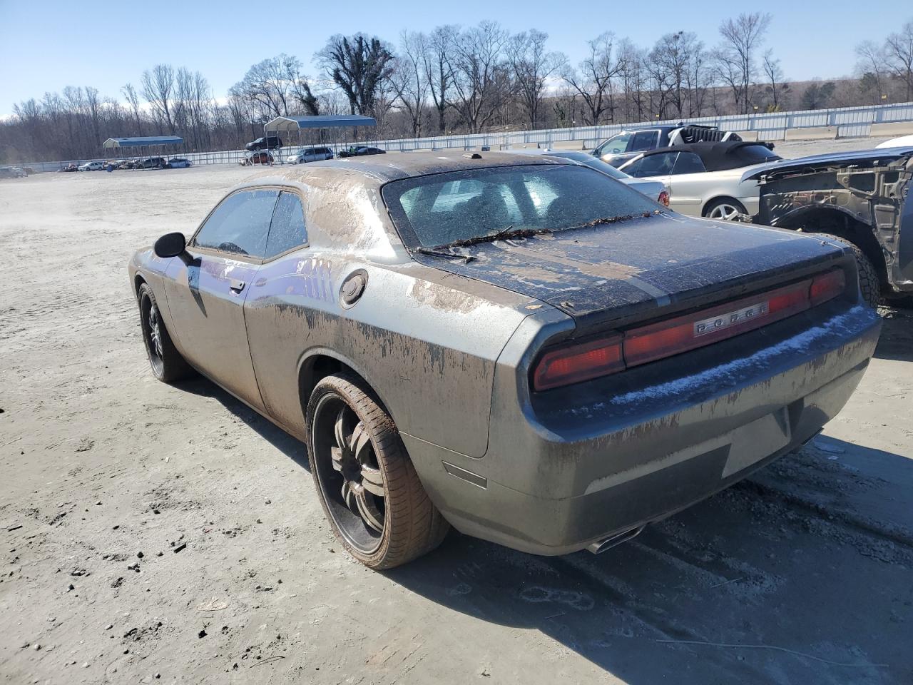 2011 Dodge Challenger - Image 2