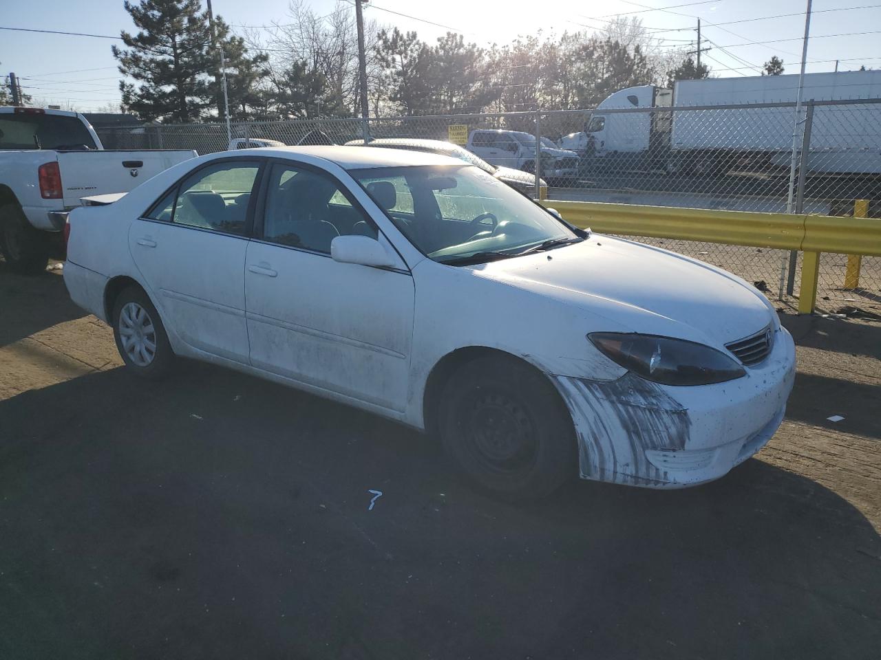 2005 Toyota Camry - Image 4