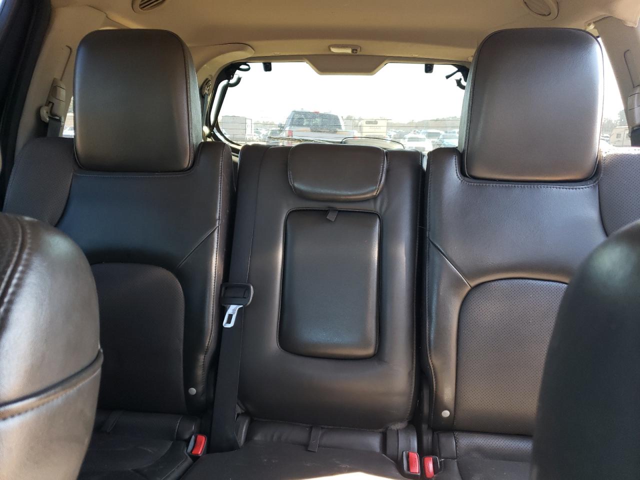 2012 Nissan Pathfinder - Image 10
