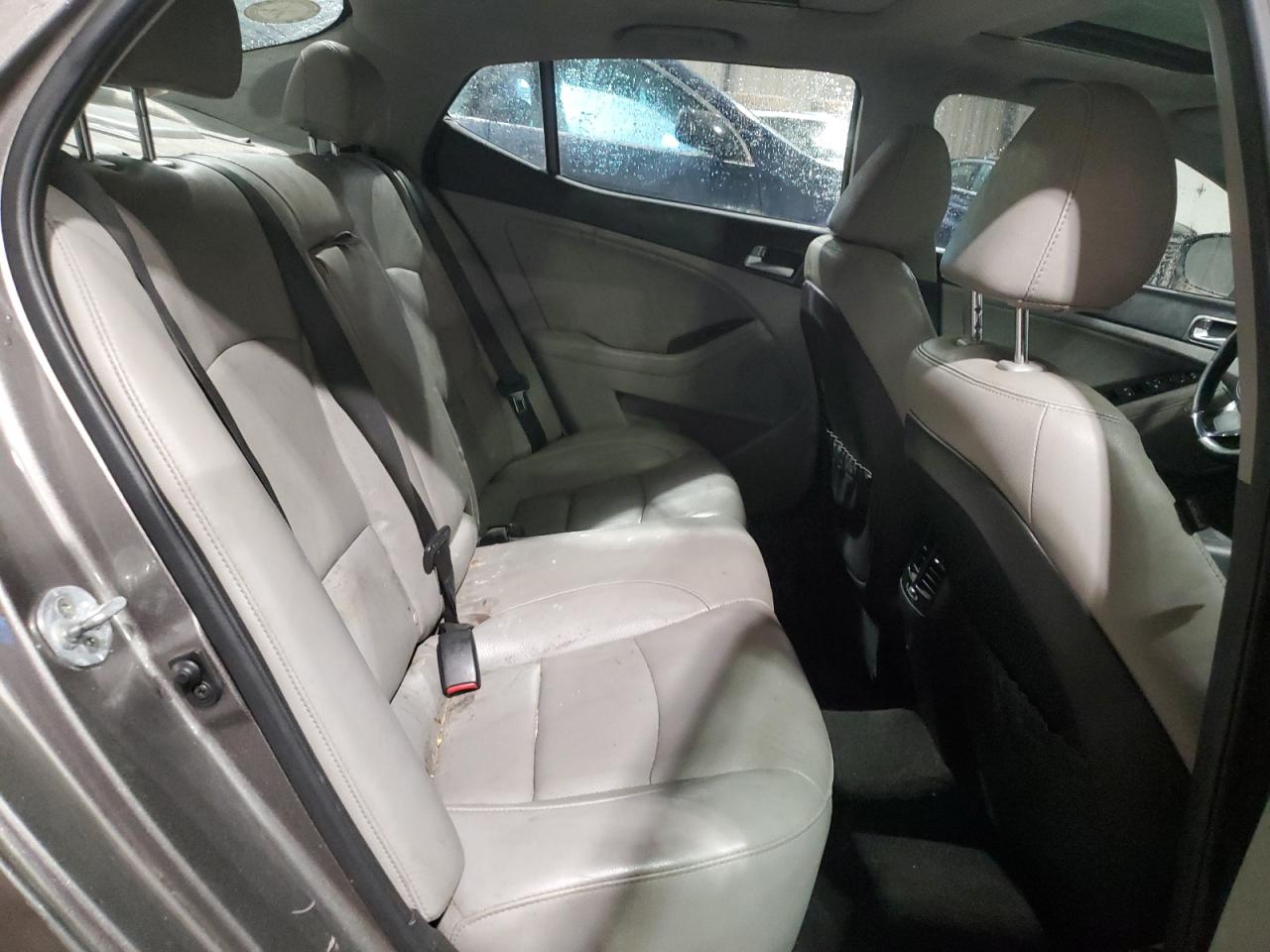 2015 Kia Optima - Image 10