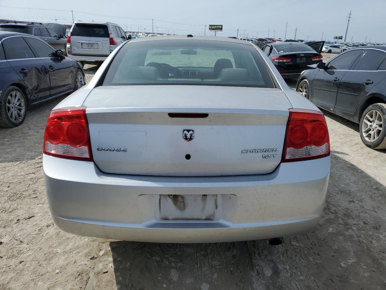 2010 Dodge Charger - Image 6