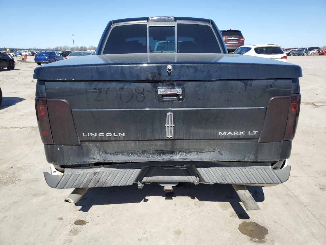 2006 Lincoln Mark LT - Image 6