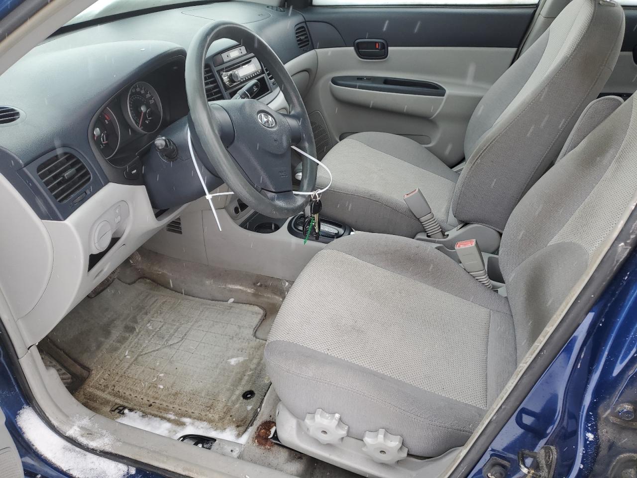 2006 Hyundai Accent - Image 7