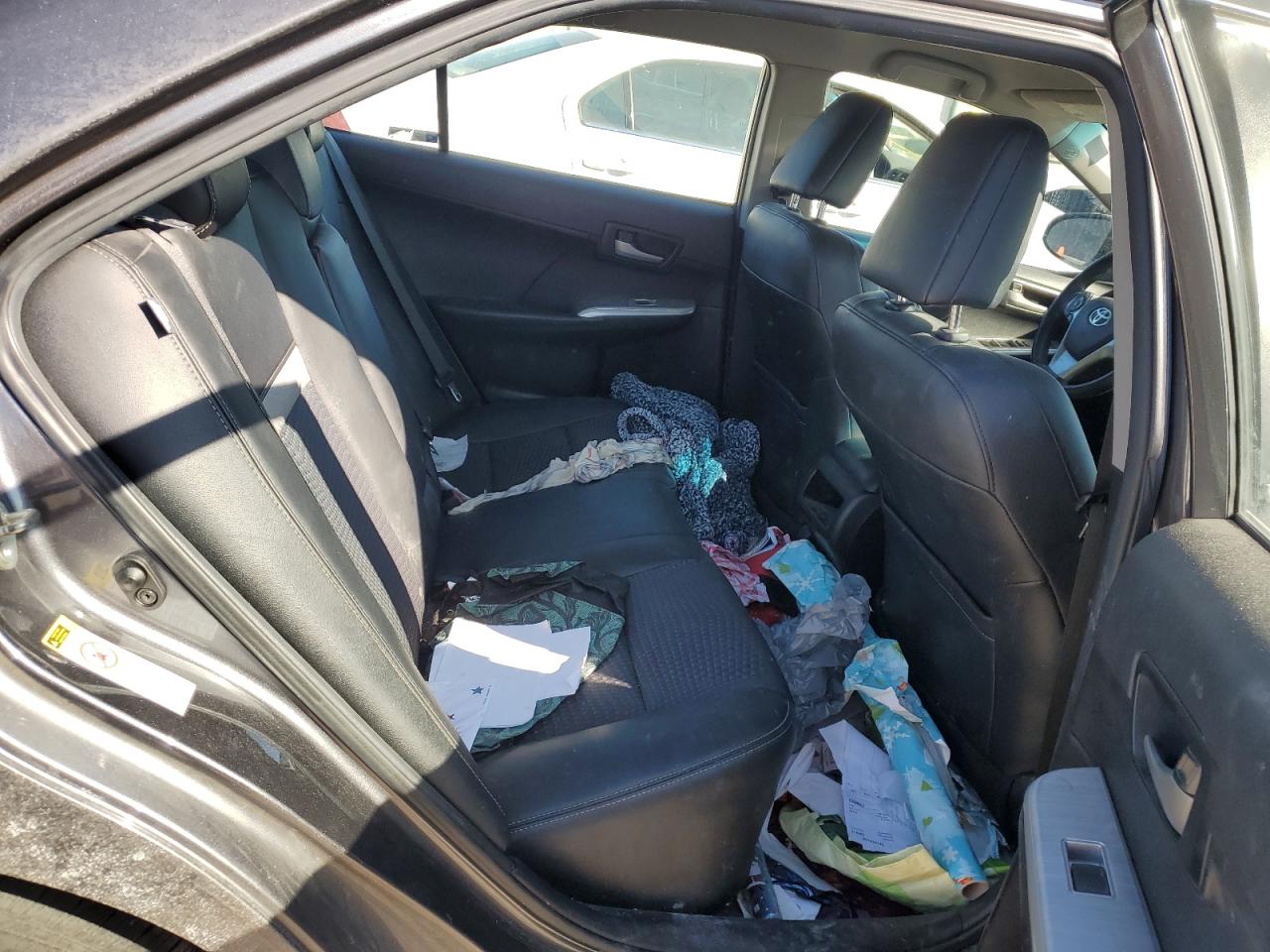 2014 Toyota Camry - Image 10