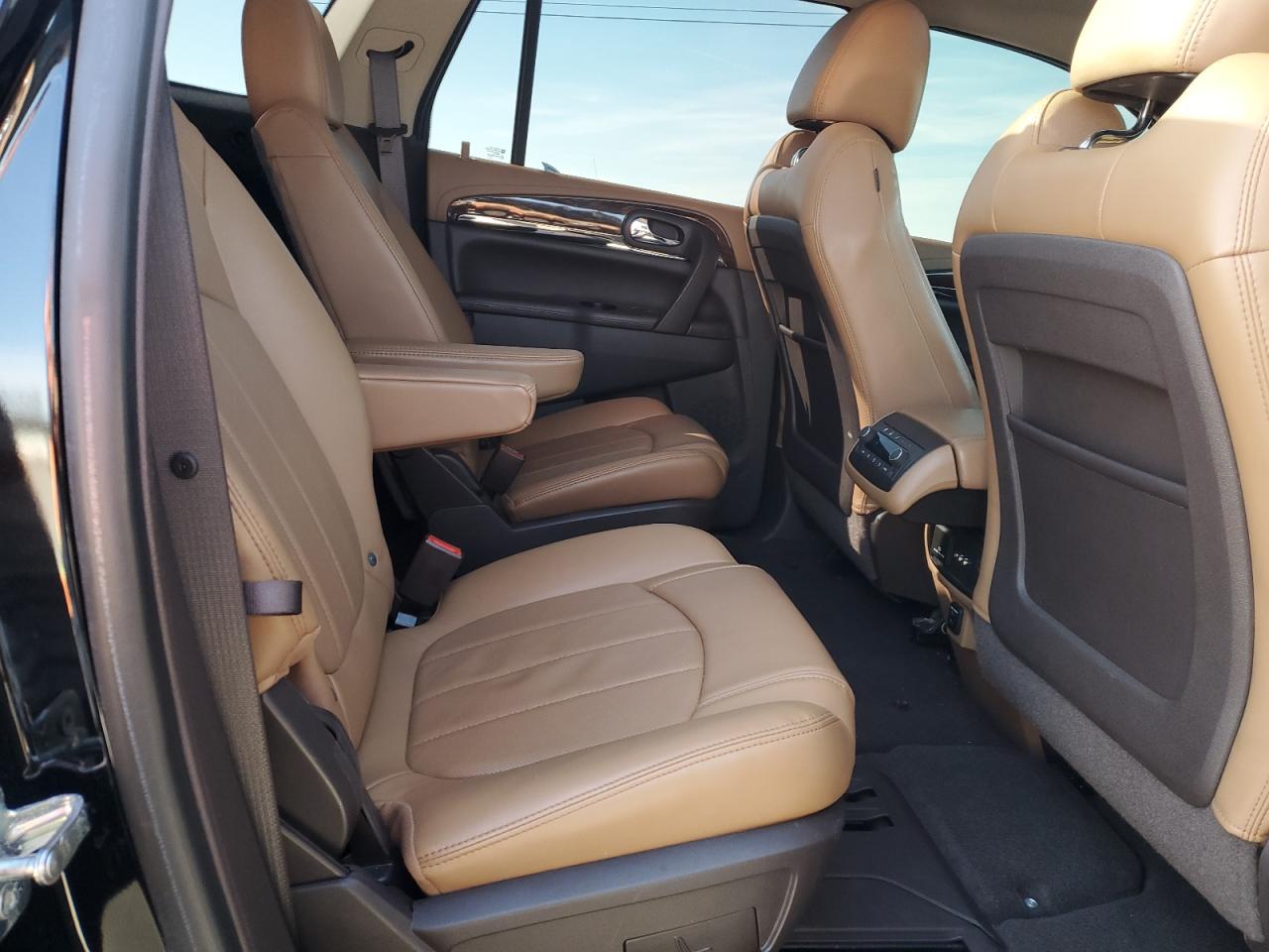 2016 Buick Enclave - Image 11