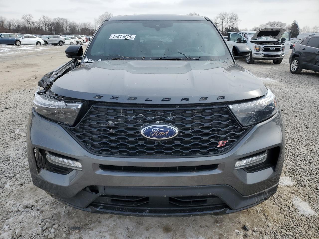 2022 Ford Explorer - Image 5