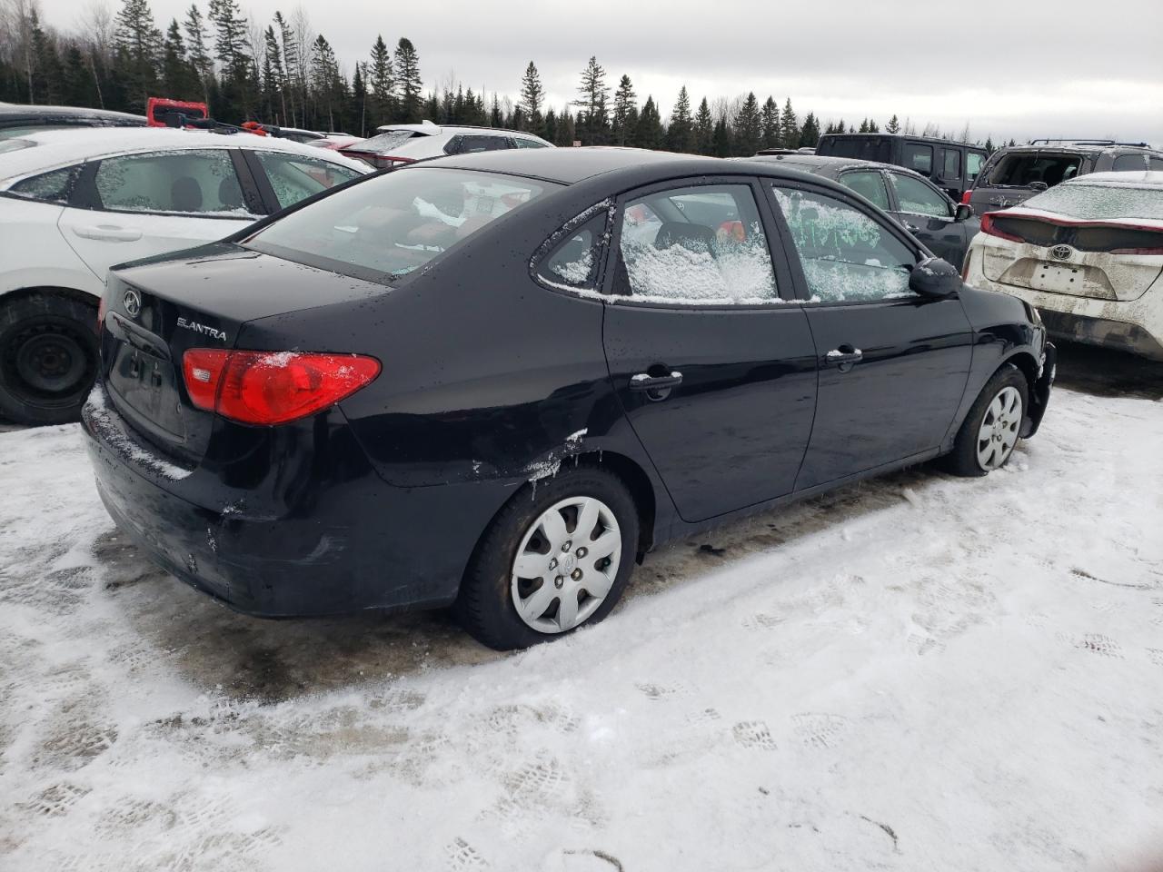 2009 Hyundai Elantra - Image 3