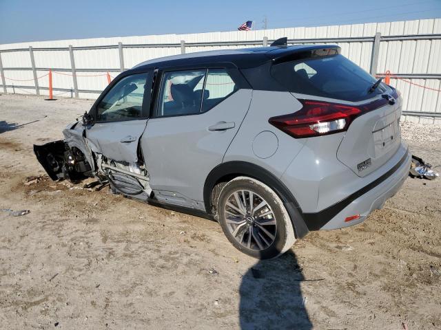  NISSAN KICKS 2024 Gray