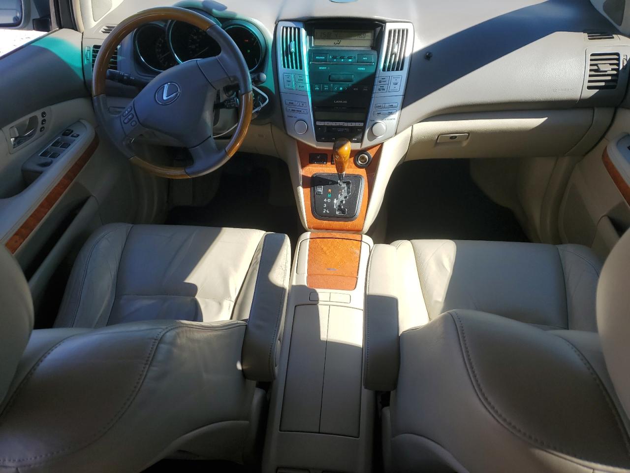 2004 Lexus RX - Image 8