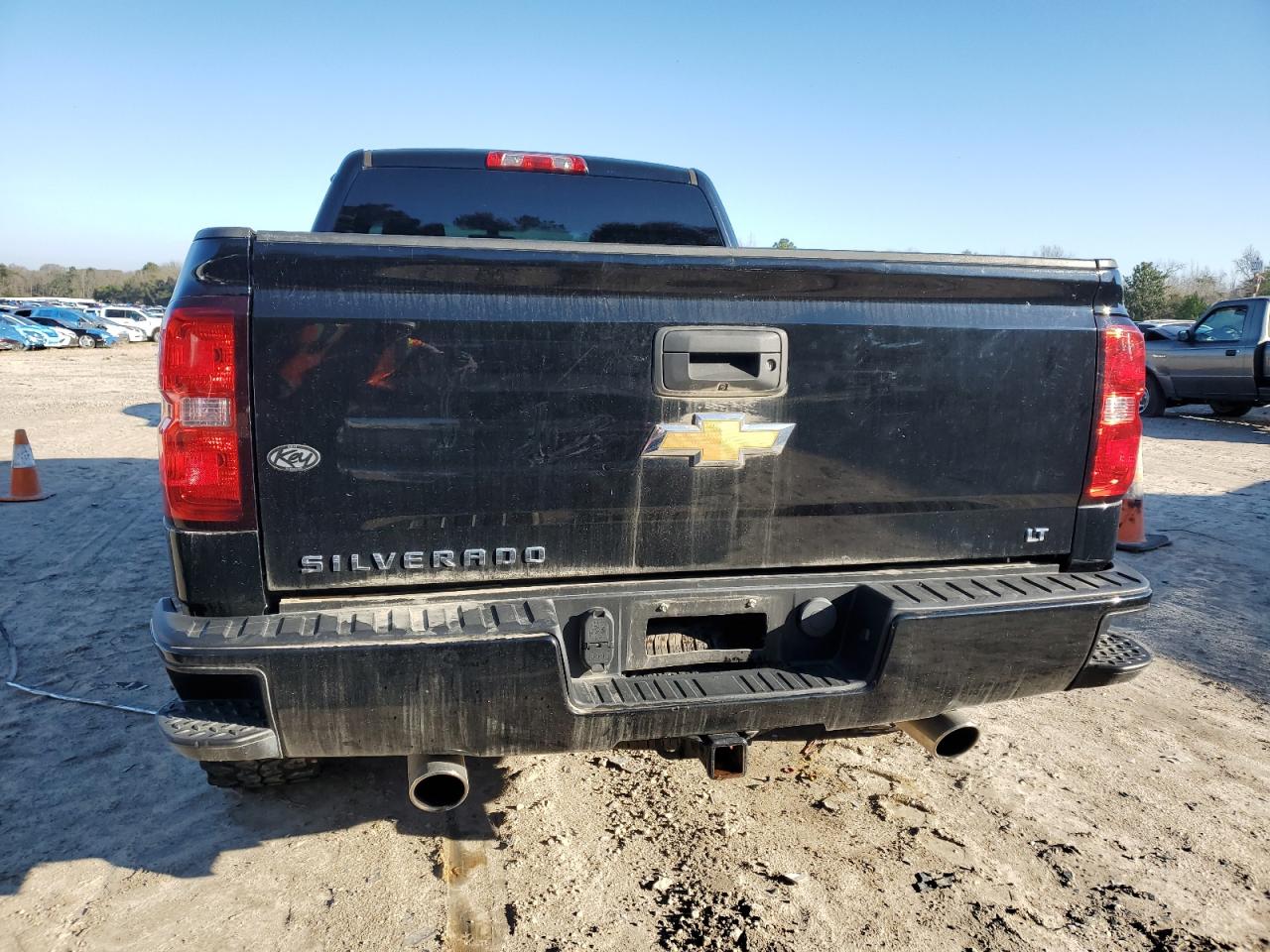 2017 Chevrolet Silverado - Image 6