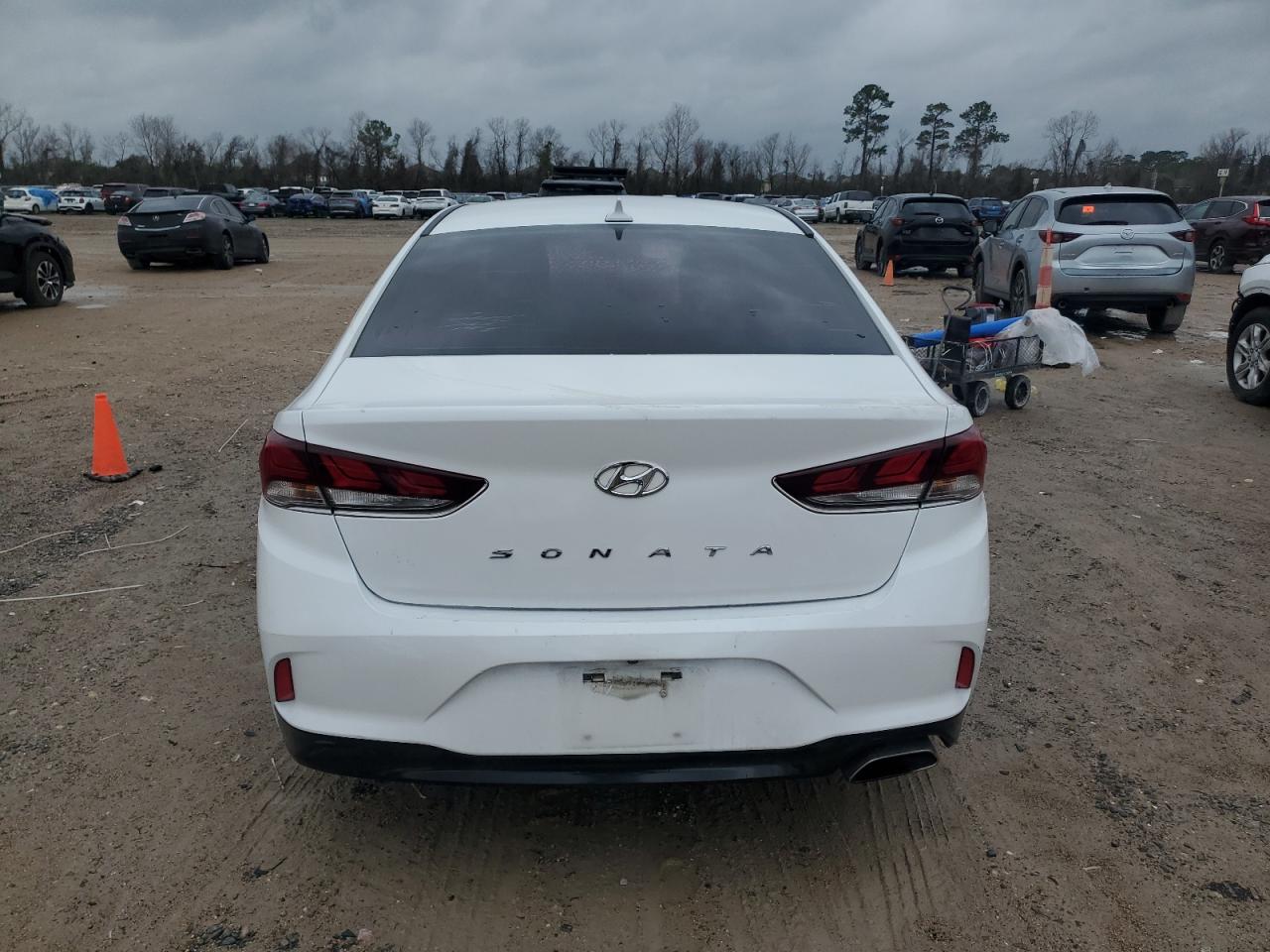 2018 Hyundai Sonata - Image 6