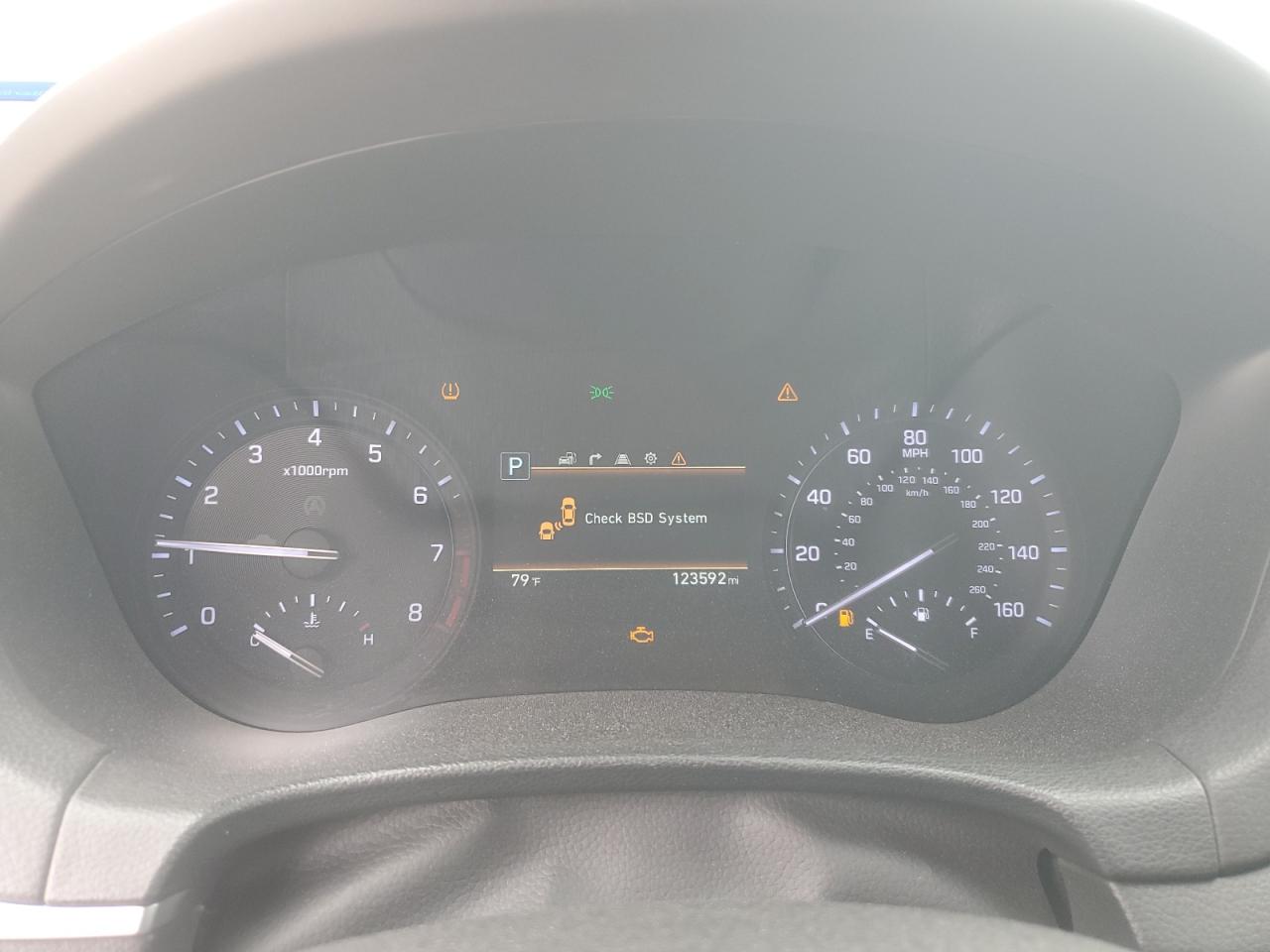 2018 Genesis G80 - Image 9