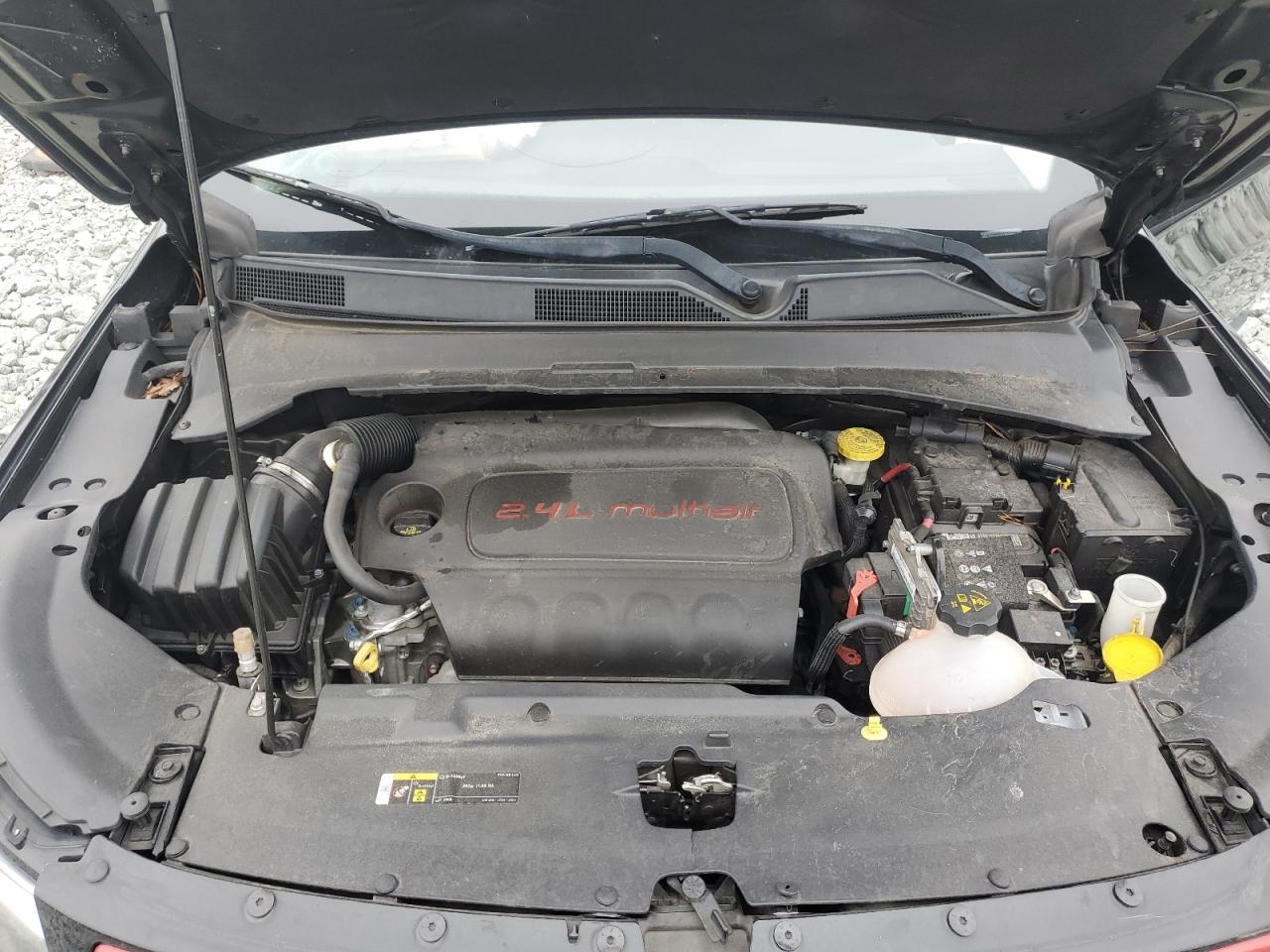 2018 Jeep Compass - Image 13