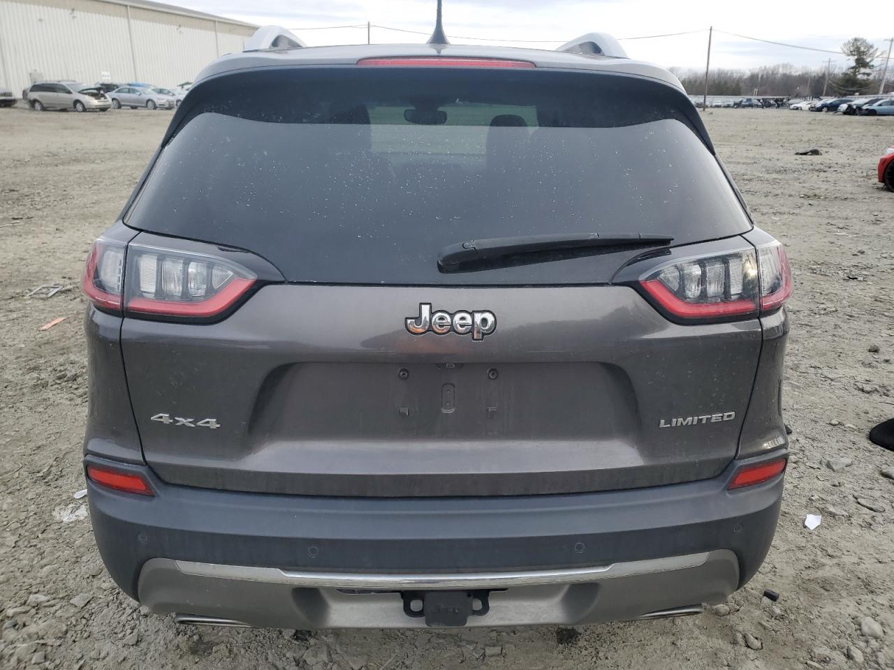 2019 Jeep Grand Cherokee - Image 6