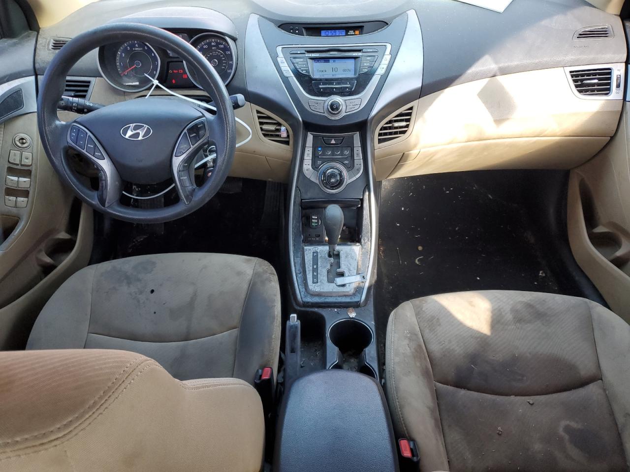 2013 Hyundai Elantra - Image 8