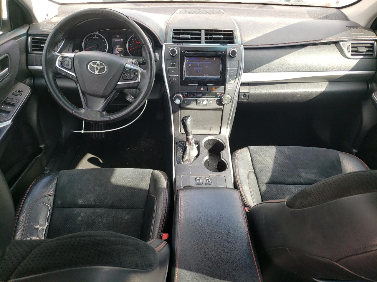 2015 Toyota Camry - Image 8