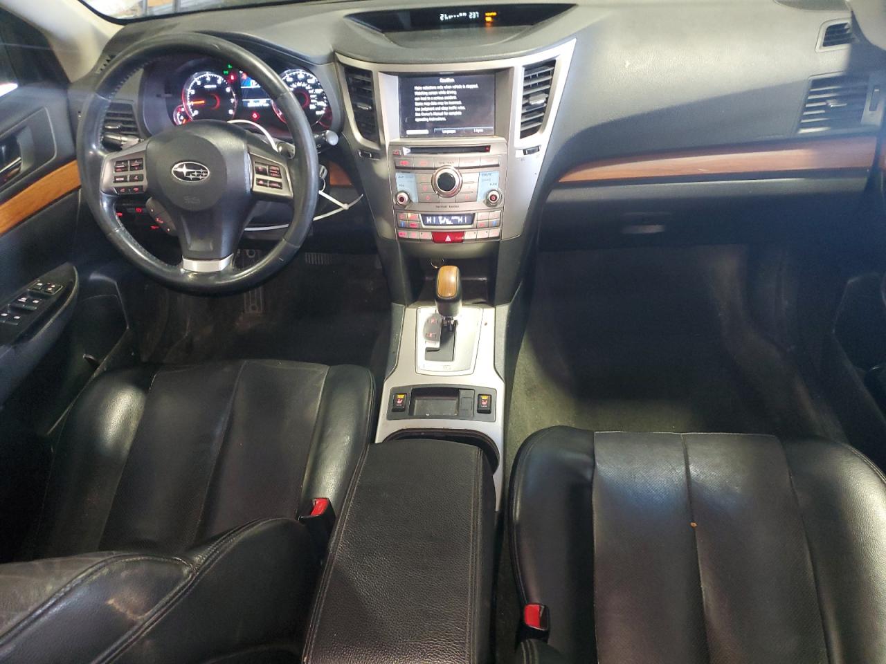 2014 Subaru Outback - Image 8