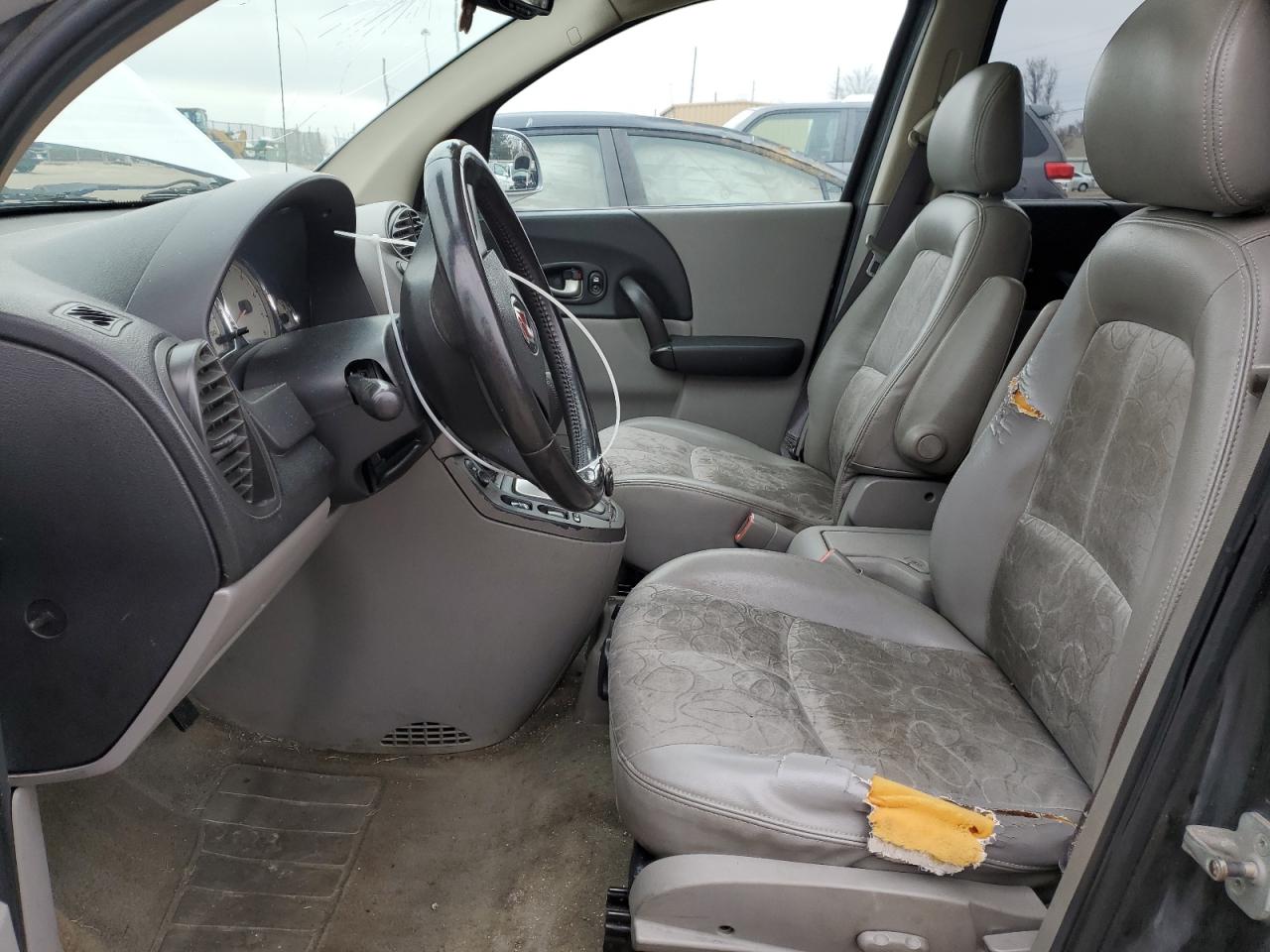 2005 Saturn VUE - Image 7