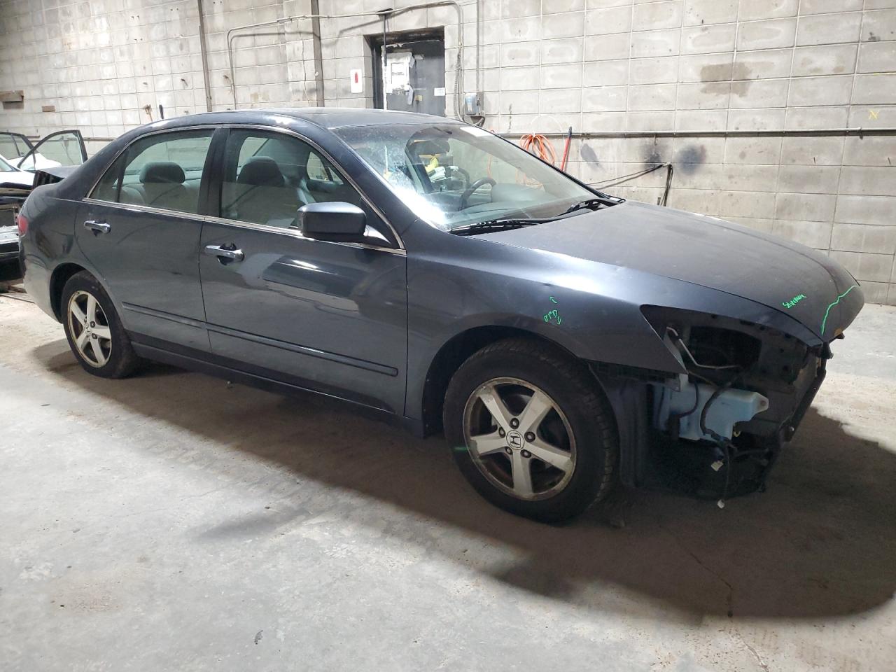 2005 Honda Accord - Image 4