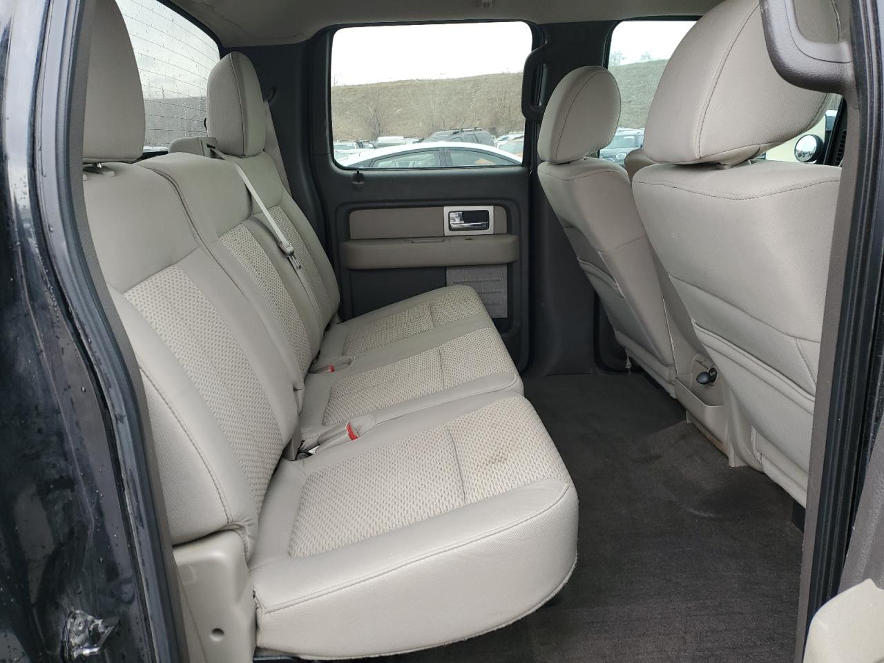 2010 Ford F-150 - Image 10