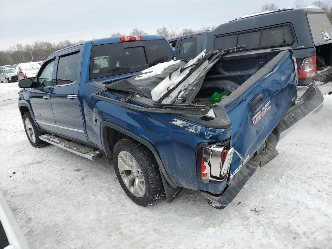 2018 GMC Sierra - Image 2