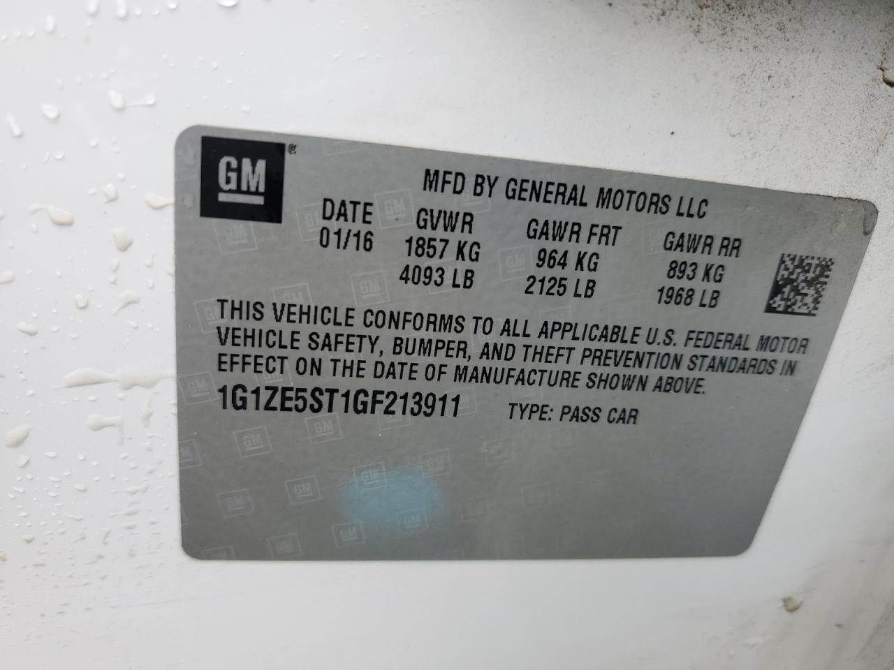 2016 Chevrolet Malibu - Image 12
