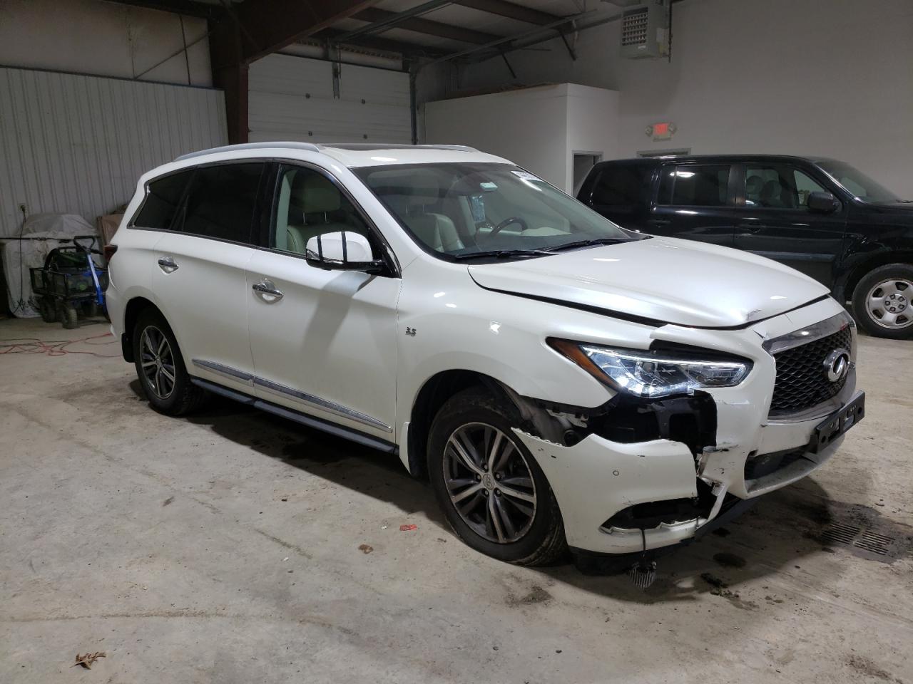 2018 Infiniti QX60 - Image 4