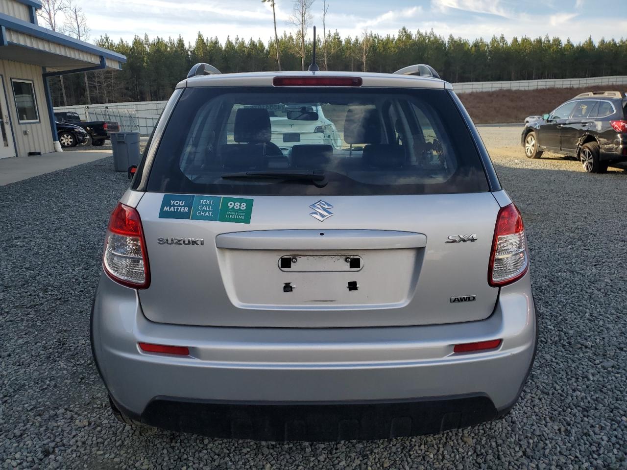 2010 Suzuki SX4 - Image 6