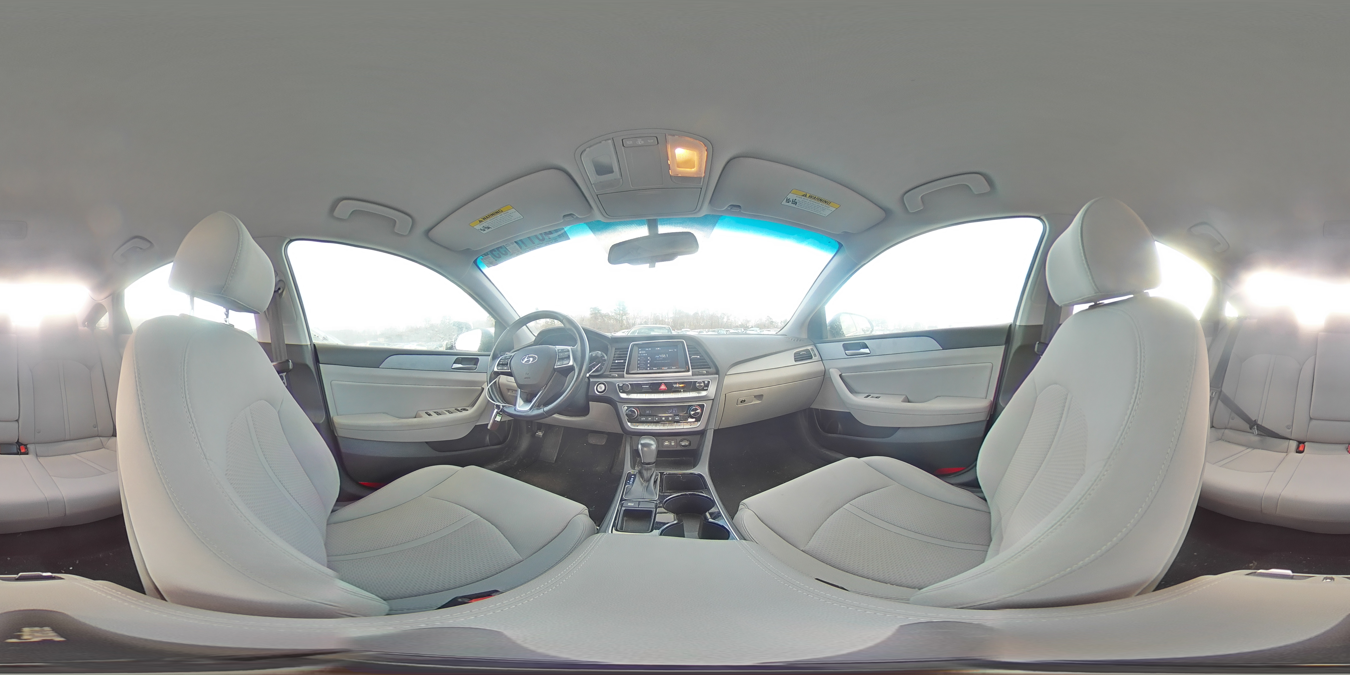 2019 Hyundai Sonata - Image 12