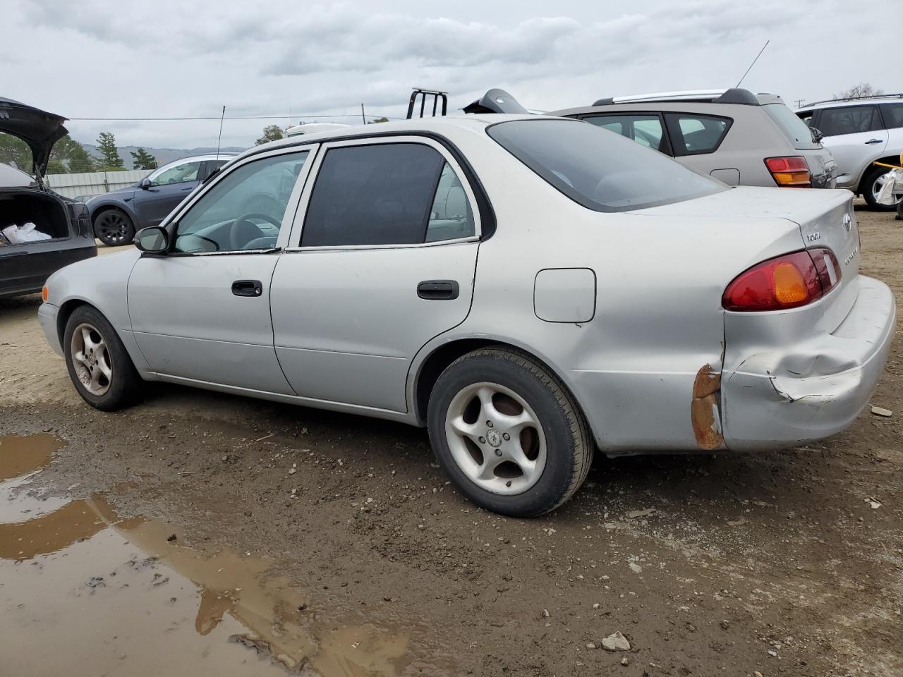 2000 Toyota Corolla - Image 2