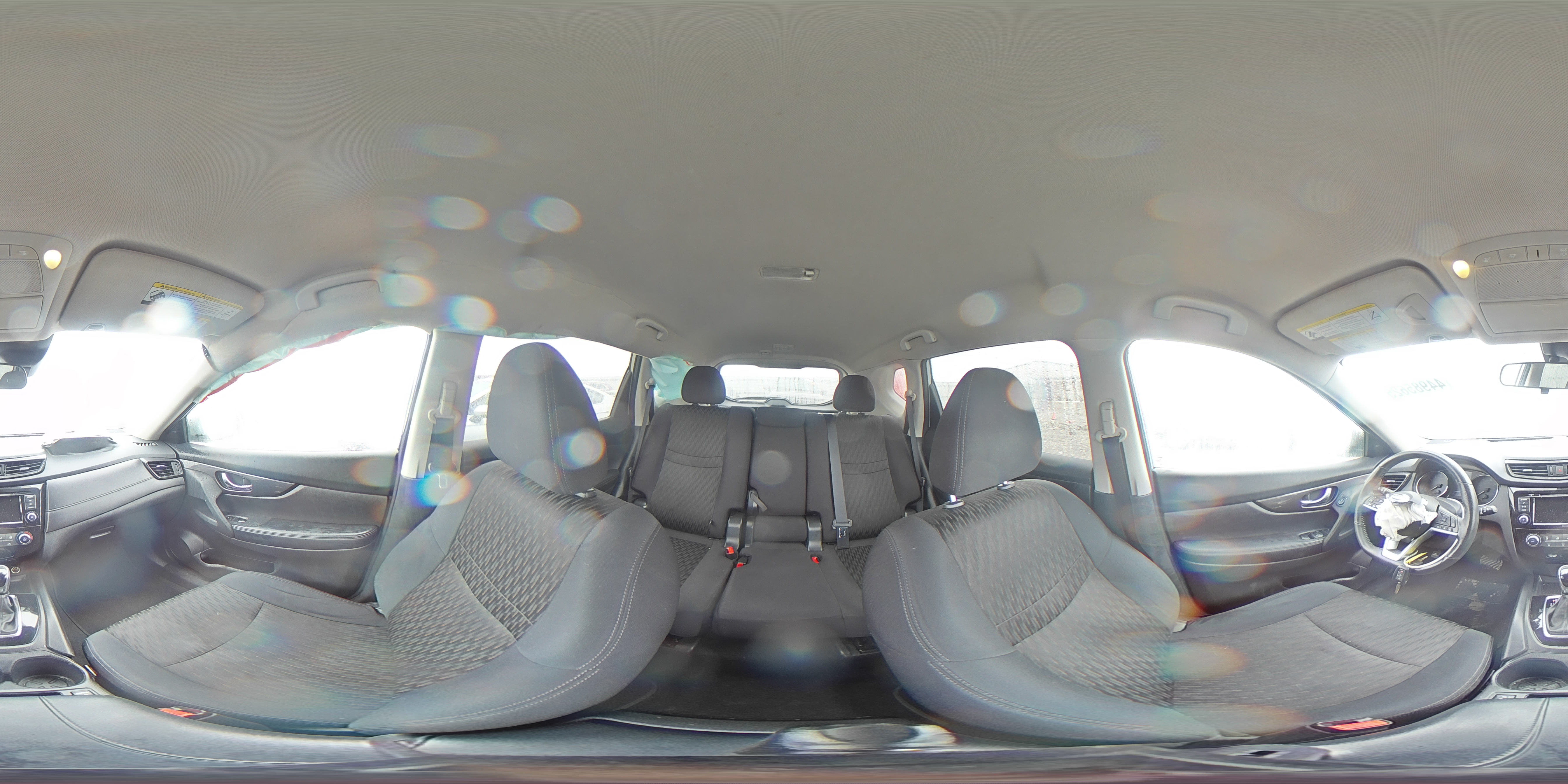 2019 Nissan Rogue - Image 13