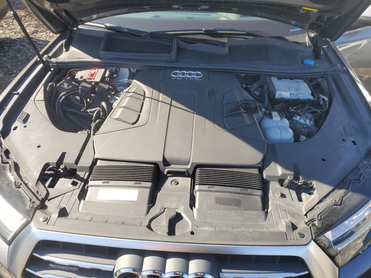 2018 Audi Q7 - Image 12
