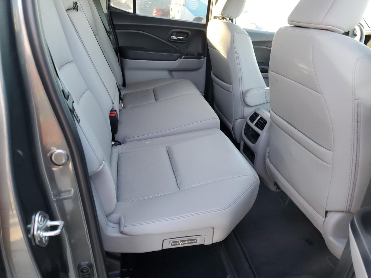 2019 Honda Ridgeline - Image 10