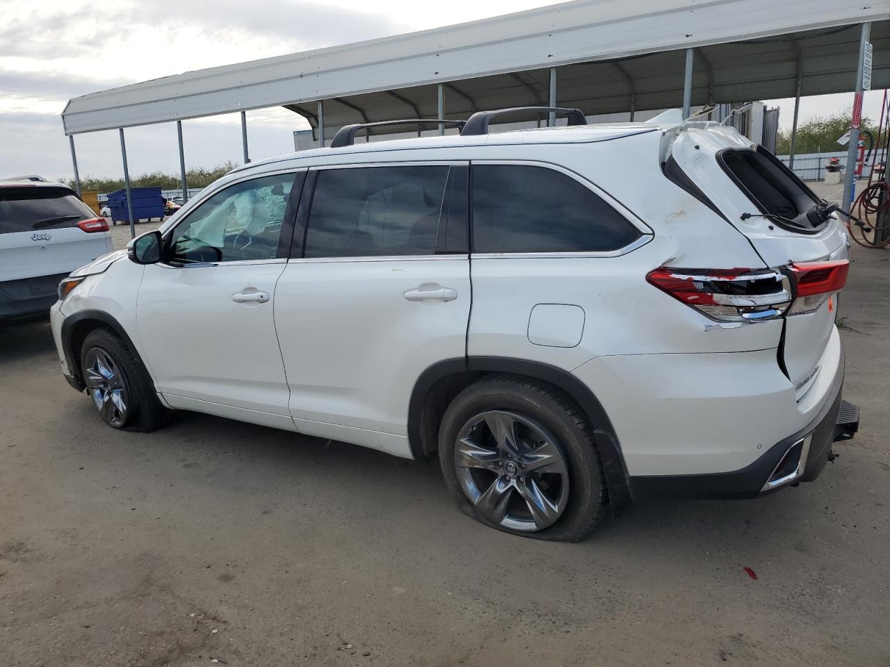 5TDDZRFH7HS393710 TOYOTA HIGHLANDER 2017