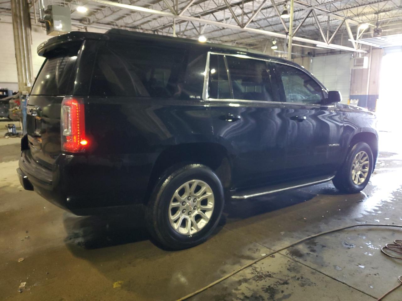 2018 GMC Yukon - Image 3