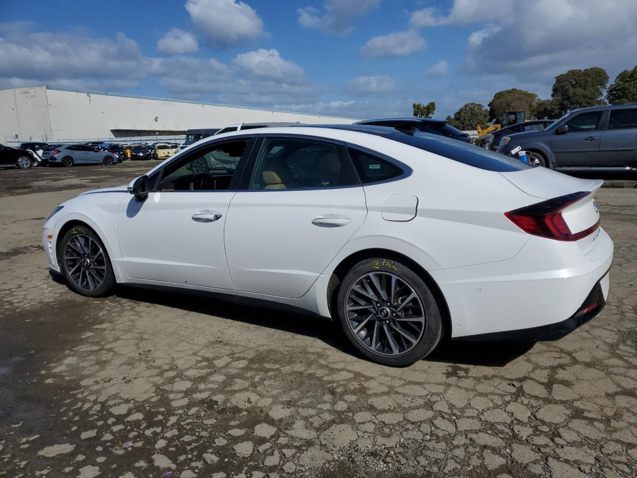 2023 Hyundai Sonata - Image 2