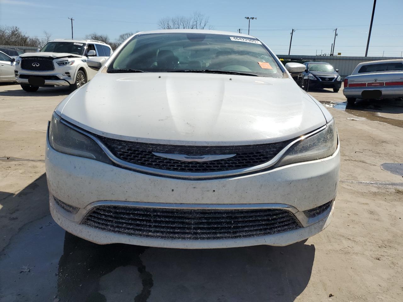 2016 Chrysler 200 - Image 5