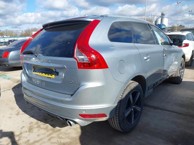 2016 VOLVO XC60 R-DES