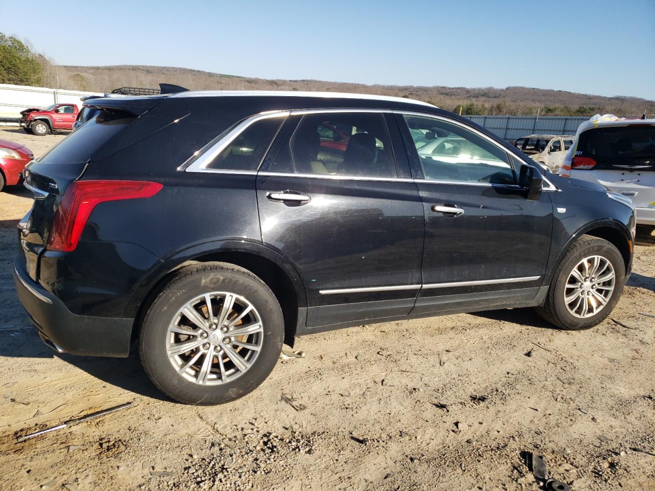 2019 Cadillac XT5 - Image 3
