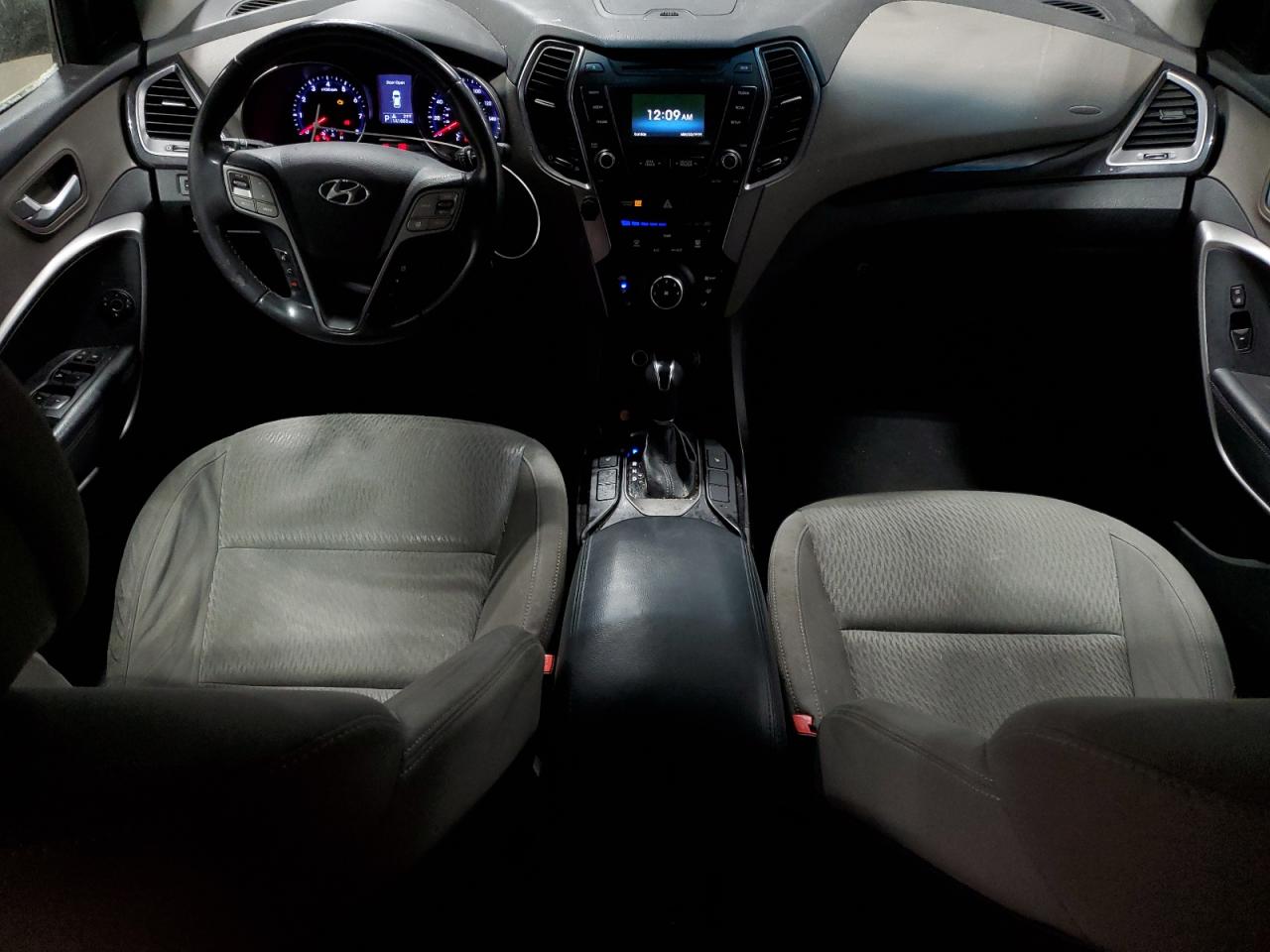 2014 Hyundai Santa Fe - Image 8