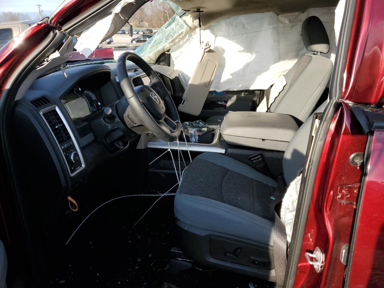 2019 RAM 1500 - Image 7