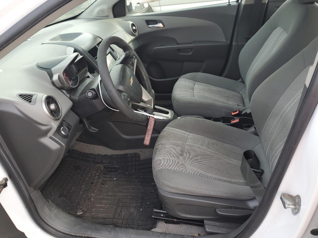 2016 Chevrolet Sonic - Image 7