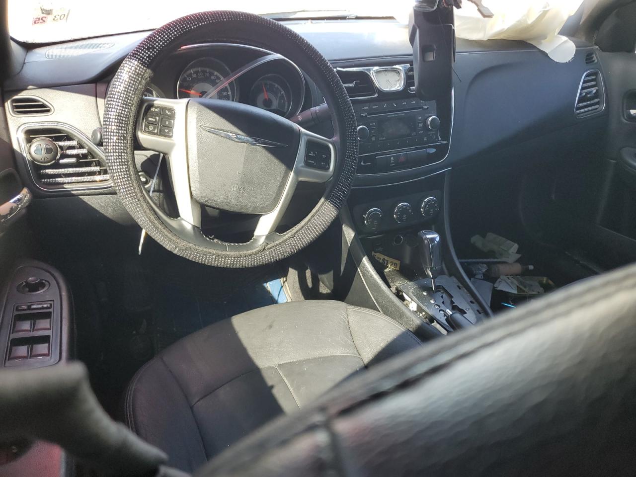 2012 Chrysler 200 - Image 8
