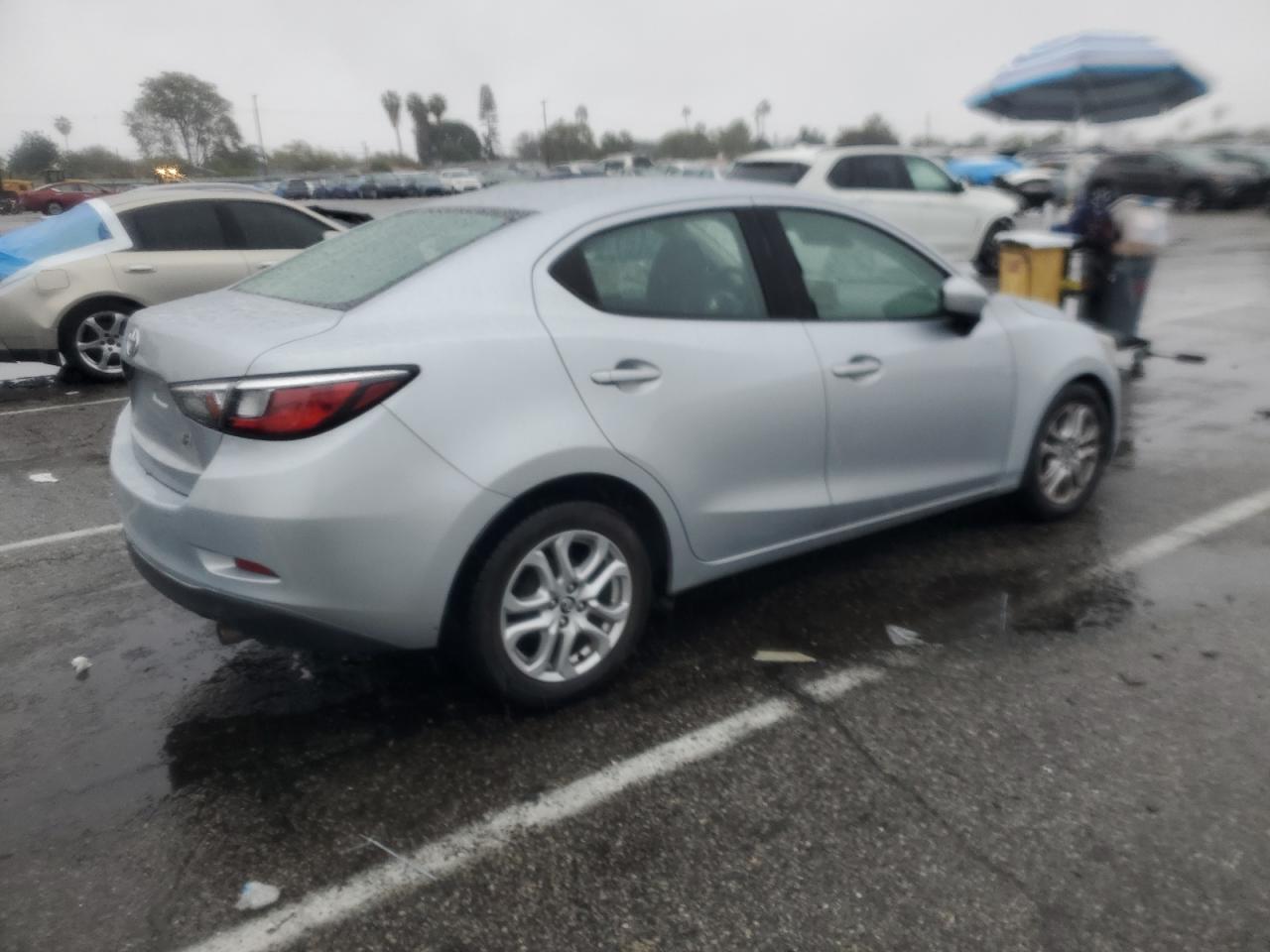 2018 Toyota Yaris - Image 3