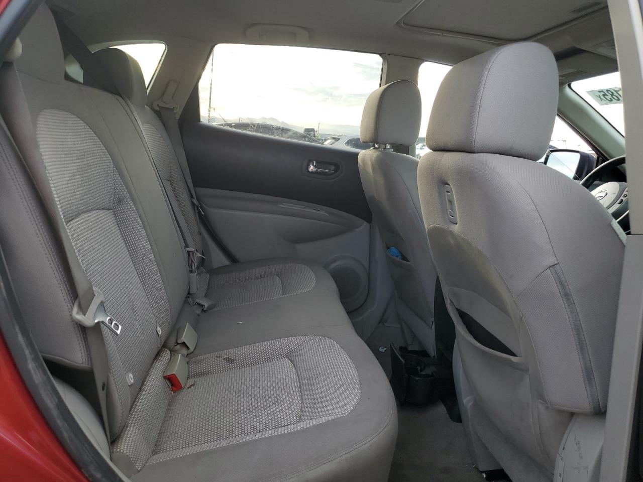 2011 Nissan Rogue - Image 11
