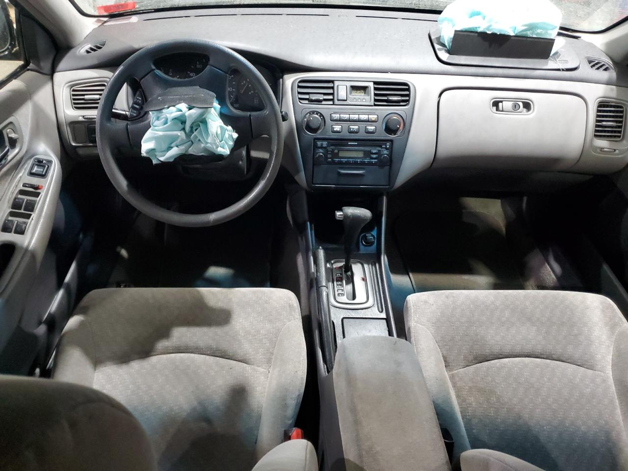 2001 Honda Accord - Image 8