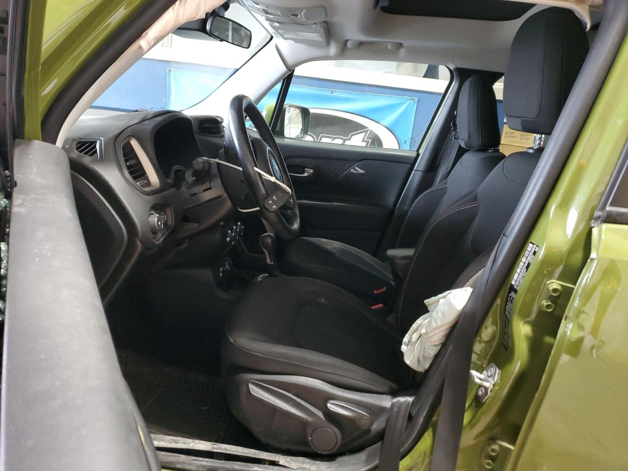 2016 Jeep Renegade - Image 7