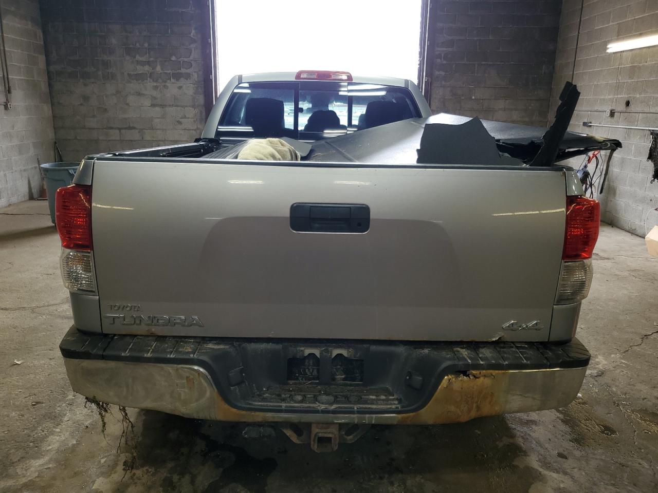 2011 Toyota Tundra - Image 6