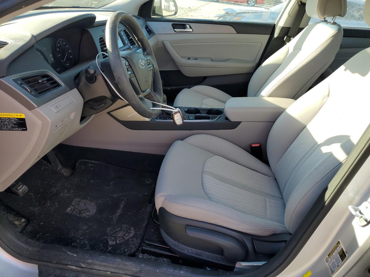 2016 Hyundai Sonata - Image 7
