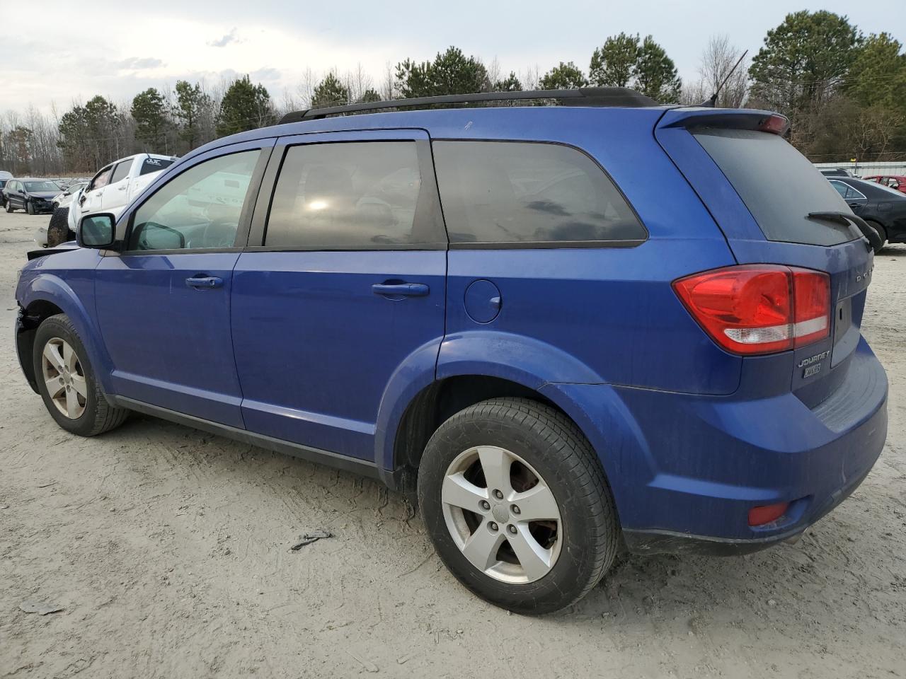 2012 Dodge Journey - Image 2